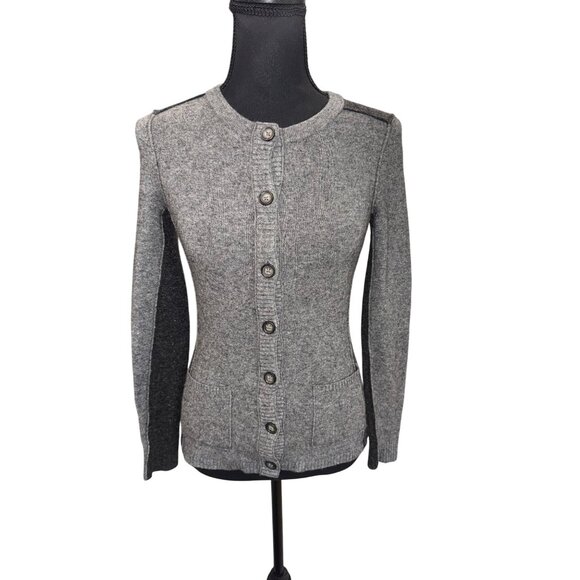 Banana Republic Lambs Wool Gray Charcoal Button Cardigan Sweater XS Sustainable - Picture 1 of 8